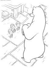 Медведица встречает трех мальчише