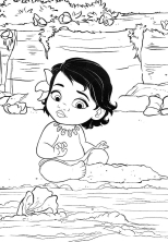 Малышка Моана у побережья океана.