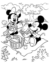 Микки Маус и Минни на пикнике